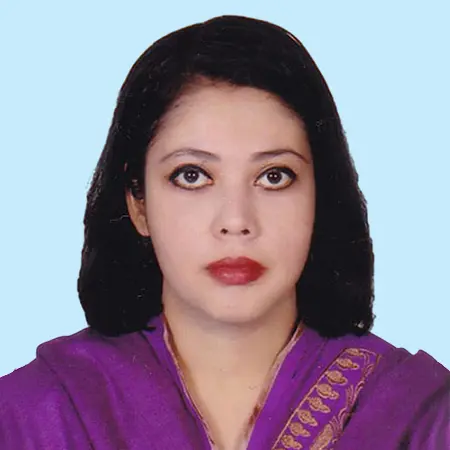 Dr. Esmat Ara